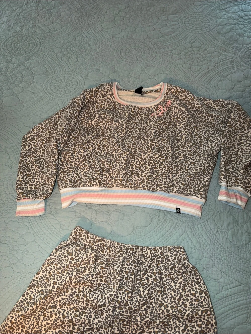 Volcom Girls Leopard Print Set with Pink & Light Blue Trim